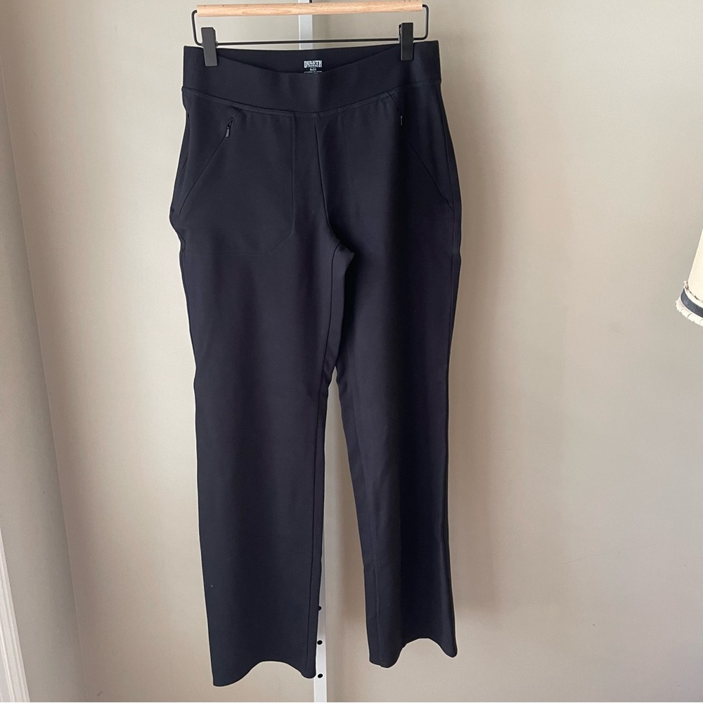 Duluth Trading Co. Women’s Sx33 Black Pull-On Straight Leg Pants Size Sx33